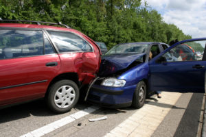 Car Accident Lawyer Richmond, VA - Car accident on a highway